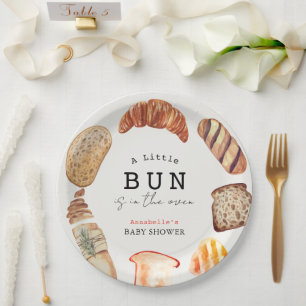 Kleine Buns in der Backstube Bäckerei Gebäck Babyp Pappteller