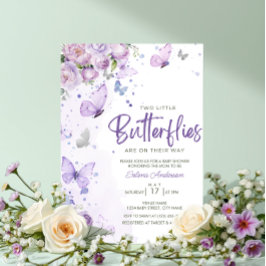 Kleine Butterfliegen Lila Floral Twins Baby Dusche Einladung