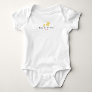 Kleine Enten mit Baby auf dem Weg 2024 Text Strampler