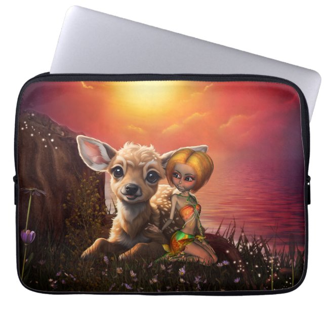 Kleine Fee und die niedliche Fawn. Laptopschutzhülle (Vorderseite)