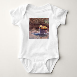Kleine gelbe Entenpiele in Eimer Baby Strampler