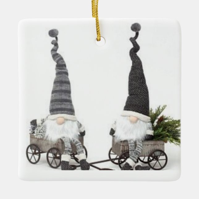 *KLEINE GNOMES* CHRISTMAS ORNANATION KERAMIKORNAMENT (Vorderseite)