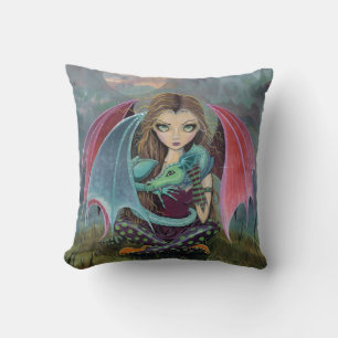 Kleine gotische Fee und Drachen Fantasy Kunst Kiss Kissen