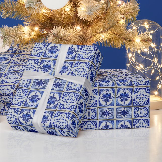 Kleine holländische Fliesen in Blau und Weiß Geschenkpapier (Feiertage)