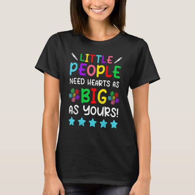 Kleine Leute brauchen den Kindergarten T-Shirt (Vorderseite)