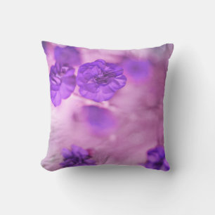 Kleine lila Blumen American Mojo Kissen