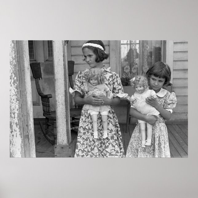 Kleine Mädchen mit Dolls, 1930er Poster (Vorne)