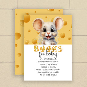 Kleine Maus in Käsebüchern für Babytickets Begleitkarte