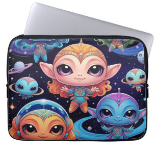 Kleine mehrfarbige Aliens im Weltraum Laptopschutzhülle