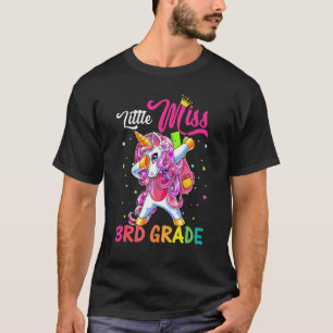 Kleine Miss 3. Grade Dabbing Einhorn zurück zum Sc T-Shirt