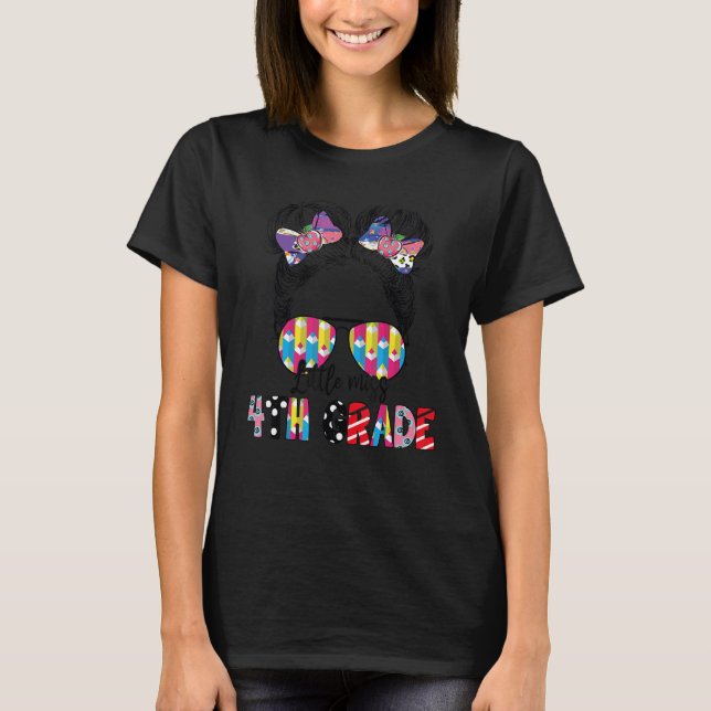 Kleine Miss 4. Klasse zurück zur Schule T-Shirt (Vorderseite)