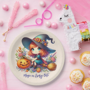 kleine niedliche Hexe in blauer Farbe, Halloween Pappteller