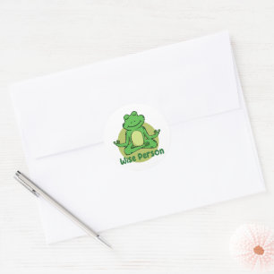 Kleine Person Kawaii lustigen Frosch machen Yoga P Runder Aufkleber