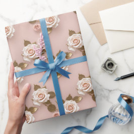 Kleine Rosen in Elfenbein- und Goldtönen Geschenkpapier