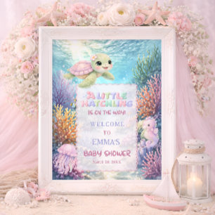 Kleine schlüpfende Meeresschildkröte Baby Shower B Poster