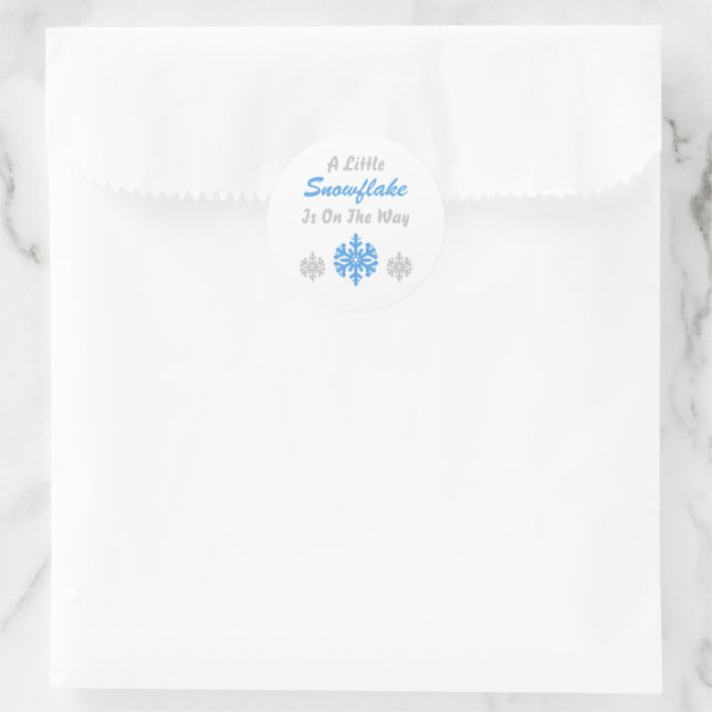 Kleine Schneeflocke unterwegs Runder Aufkleber (Tasche)