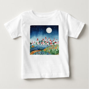 Kleine Stadt auf Hügeln Baby T-shirt