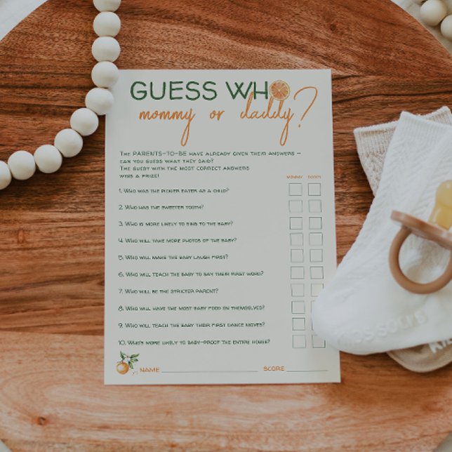 Kleine Süsse schätzt, wer Mama oder Papa-Spielkart Einladung (Von Creator hochgeladen)