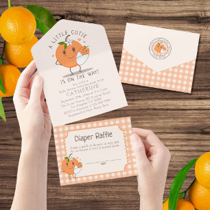 Kleine Süsse unterwegs   Niedliche Orange Baby Dus All In One Einladung