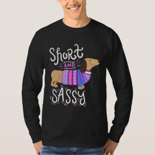 Kleine und freche Dackel Dackel mit Coat T-Shirt