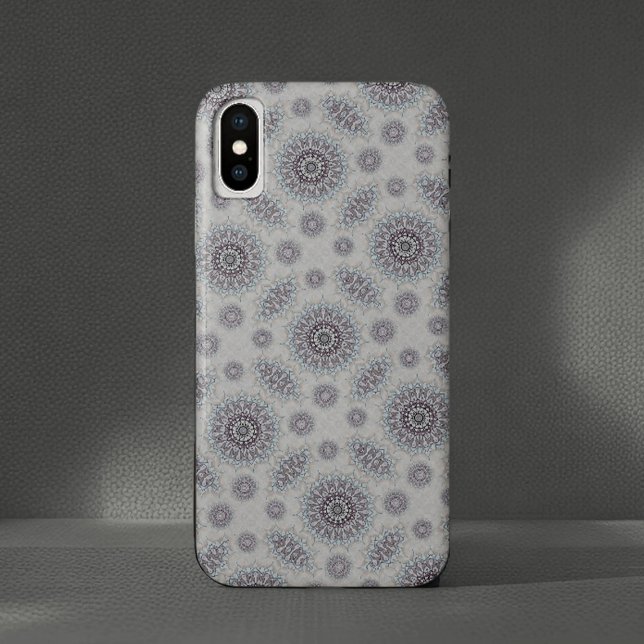 Kleine Weiße Blumige Gefallene Case-Mate iPhone Hülle (Von Creator hochgeladen)