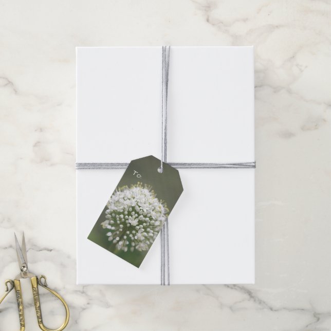 Kleine weiße Blüten Geschenkanhänger (Mit Garn)
