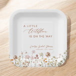 Kleine Wildblume auf der Way Baby Dusche Pappteller<br><div class="desc">Feiern Sie die bevorstehende Ankunft eines kleinen mit unseren "Little Wildblume on the Way" Baby Shower Paper Tellern. Diese Teller sind mit einem charmanten Design der Wildblume verziert und bringen eine Touch der Schönheit der Natur zu Ihrem fröhlichen Anlass. Die feinen Illustrationen schaffen eine bezaubernde Atmosphäre, die perfekt ist, um...</div>