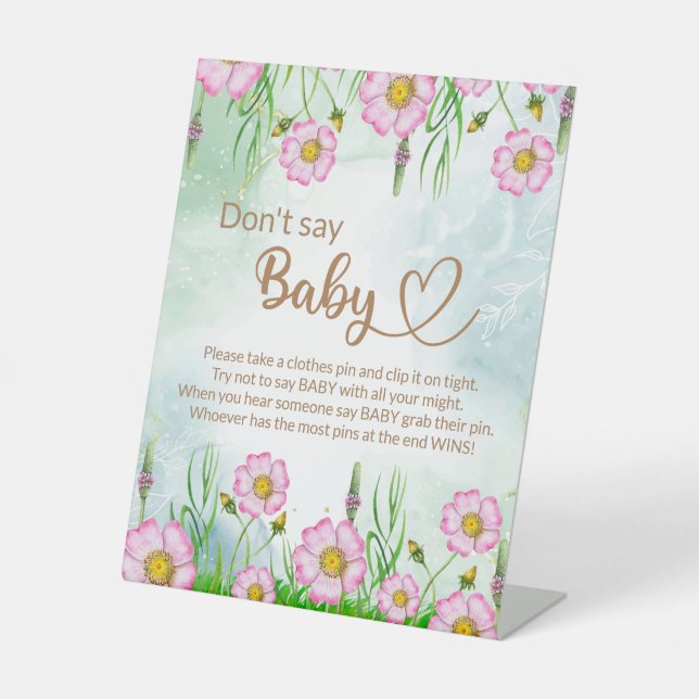 Kleine Wildblume ist auf dem Weg zur Babydusche Sockelschild (Vorderseite)