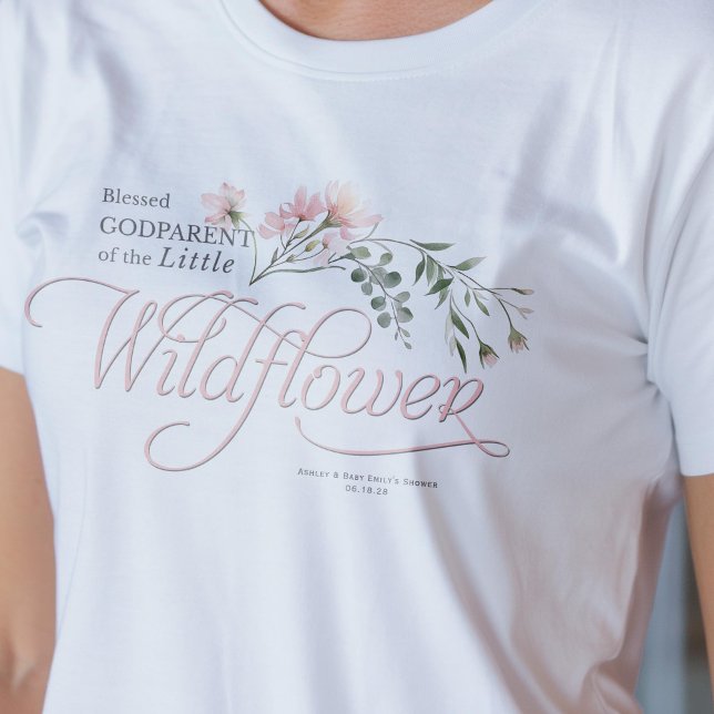 Kleine Wildblume Kindermädchendusche T-Shirt (Godmother, little wildflower, baby shower family t-shirt.)