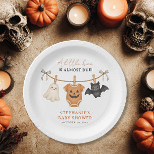Kleiner Boo Halloween-Babyshower Personalisiert Pappteller