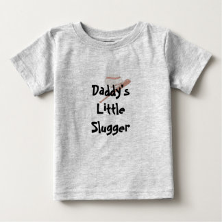 Kleiner der Slugger-T - Shirt des Vatis