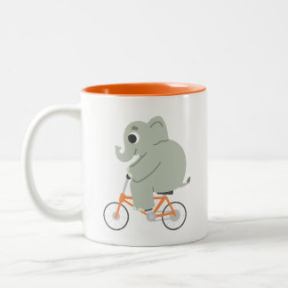Kleiner Elefant auf einem Fahrrad Zweifarbige Tasse