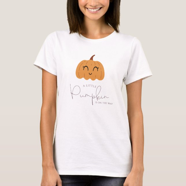 Kleiner Kürbis ist auf dem Weg, wie Mama sein wird T-Shirt (Vorderseite)