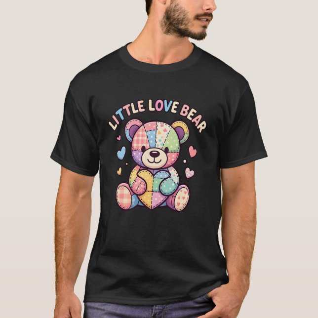 Kleiner Liebbarer Patchwork-Teddy Mit Gesticktem H T-Shirt (Vorderseite)