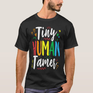 Kleiner menschlicher Sicherheitskinderbetreuer Bab T-Shirt