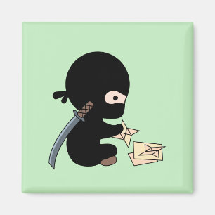 Kleiner Ninja macht Origami-Papierschmetterling Magnet