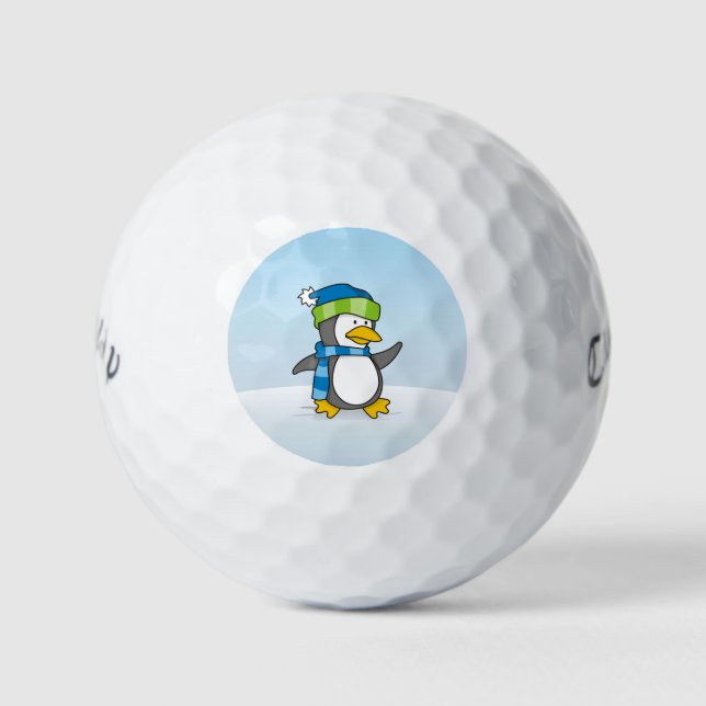 Kleiner Pinguin, der auf Schnee geht Golfball (Vorderseite)
