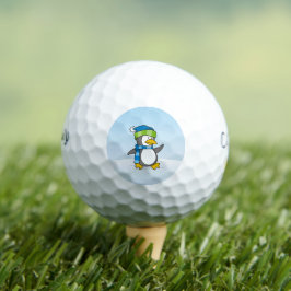 Kleiner Pinguin, der auf Schnee geht Golfball