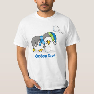 Kleiner Pinguin Erlangen eines Schneeballganges T T-Shirt