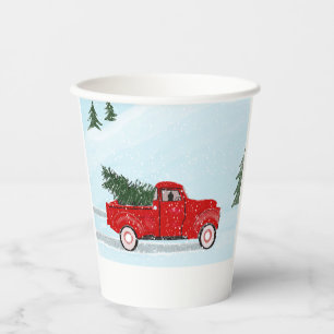 Kleiner roter LKW mit Christbaum im Schnee T Pappbecher