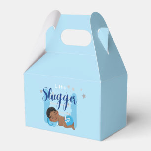 Kleiner Schlägerjunge Geschenkschachtel