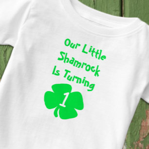 Kleiner Shamrock 1. Geburtstag Baby T-shirt