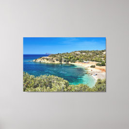 Kleiner Strand auf Sardinien mit türkisblauem Wass Leinwanddruck