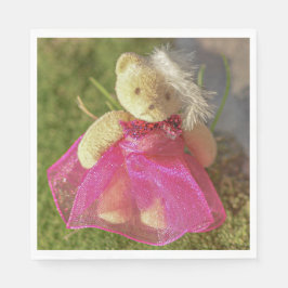 Kleiner Teddybär in rosa Party Serviette