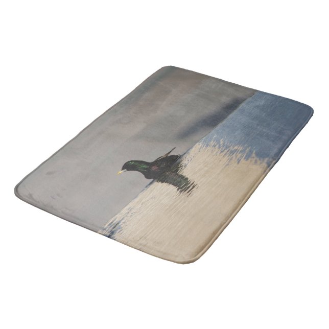 Kleiner Vogel im Wasser Badematte (Schrägansicht)