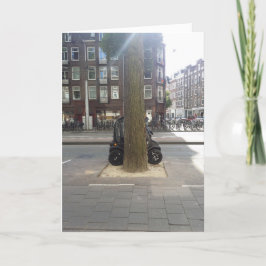 Kleiner Wagen. Elektroauto Feiertagskarte