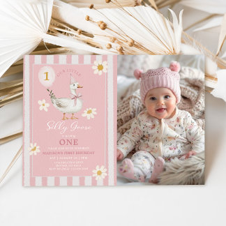 Kleines Albernes Gänsedaisy Girl 1. Geburtstag Fot Einladung