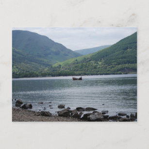 kleines Boot auf Loch Lomond Postkarte
