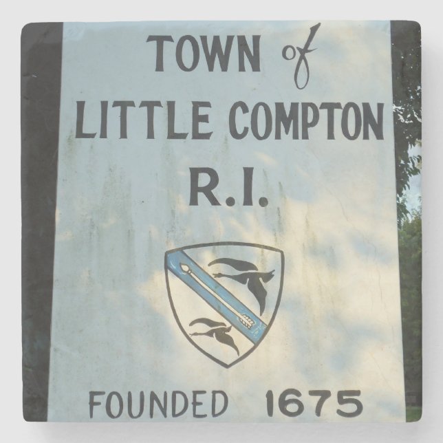 Kleines Compton, RI Zeichen - gegründet 1675 Steinuntersetzer (Vorderseite)