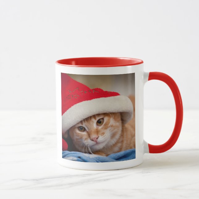 Kleines Kätzchen im roten Weihnachtshut Tasse (Rechts)